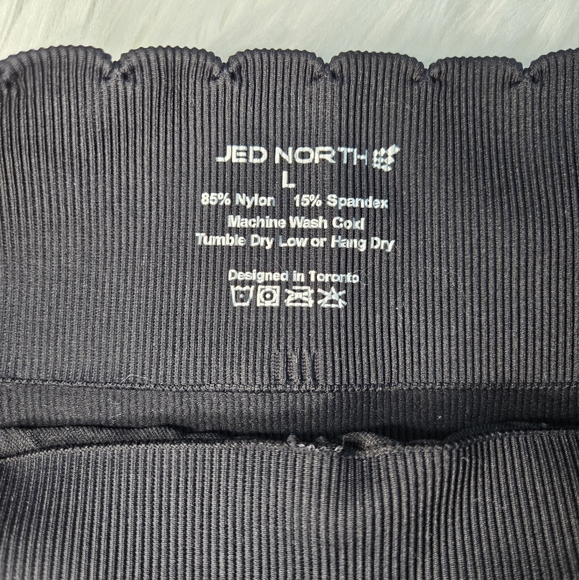 NWOT Jed North scalloped high waist leggings size large. - Picture 2 of 7